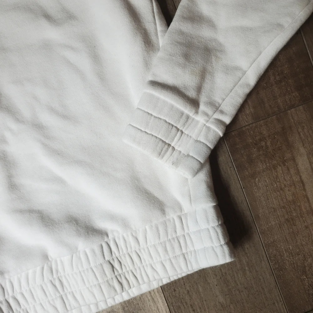 Fila Women's 1/4 Zip Pullover Sweatshirt Size XL White Blue Red EUC - Picture 11 of 16